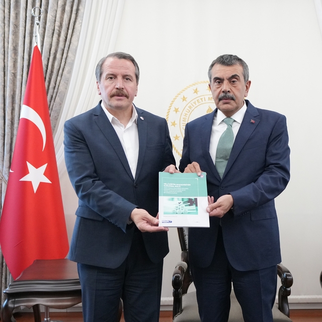 Memur-Sen Genel Başkanı Yalçın'dan Bakan Tekin'e ziyaret