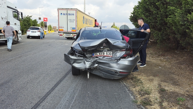 Anadolu Otoyolu'nun Kocaeli kesiminde zincirleme trafik kazası ulaşımı aksattı