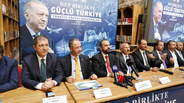 AK Parti'li Acar, Tokat'ta STK temsilcileri ve gazetecilerle buluştu: