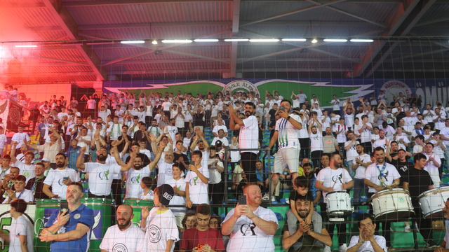 Çaykur Rizespor taraftarıyla buluştu
