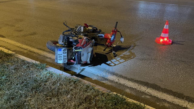 Tokat'ta otomobilin çarptığı motosikletteki çift öldü
