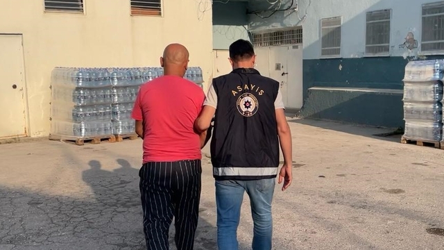 Kastamonu'da 37 yıl 4 ay hapis cezasıyla aranan firari hükümlü yakalandı