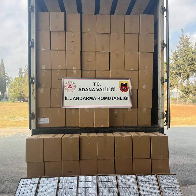 Adana'da 4 milyon 650 bin kaçak makaron ele geçirildi