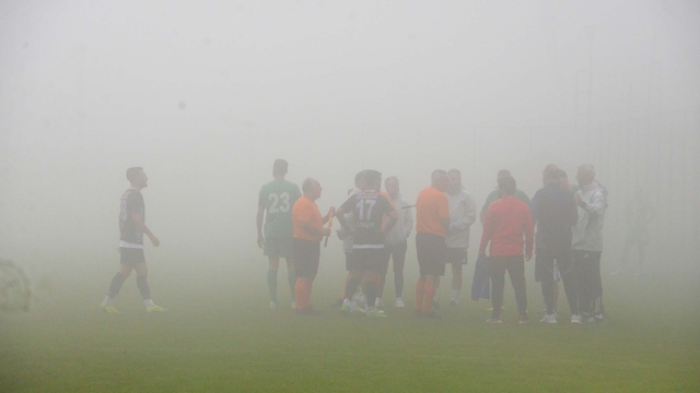 Muğlaspor-Fethiyespor maçına sis engeli