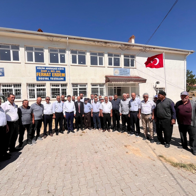 AK Parti Kırşehir Milletvekili Erkan, köyleri ziyaret ederek talepleri dinl...