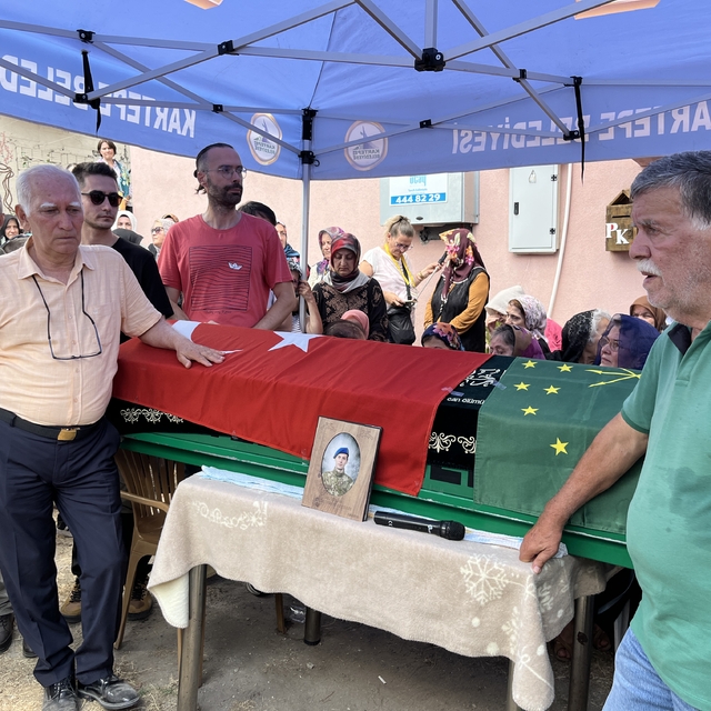 Sapanca Gölü'nde ölen dalgıç toprağa verildi; 21 gün önce evlenmiş