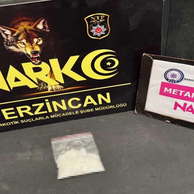 Erzincan'da yolcu otobüsünde uyuşturucuyla yakalanan şüpheli tutuklandı