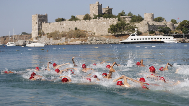 Bodrum'da "Sağlığa Kulaç At" etkinliği düzenlendi