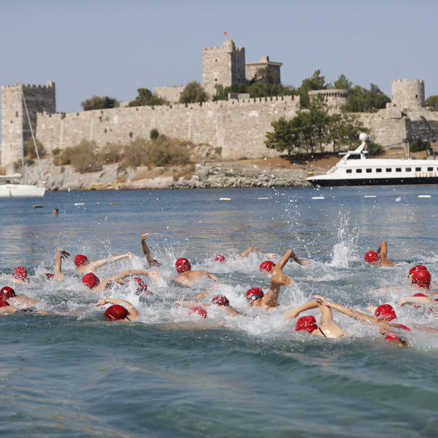 Bodrum'da "Sağlığa Kulaç At" etkinliği düzenlendi