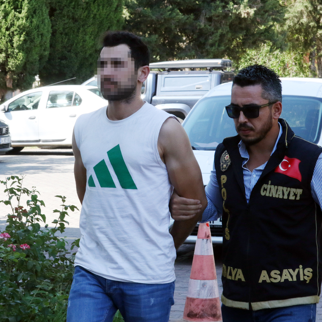 Telefonda başlayan tartışma cinayetle bitti (2)