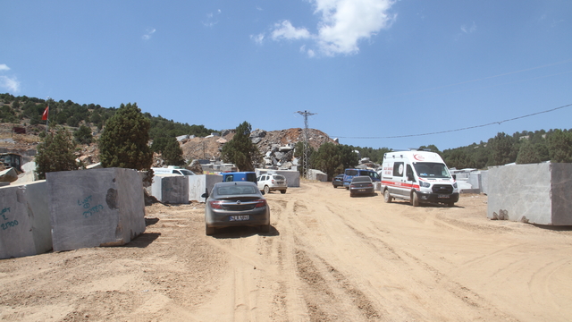 Konya'da üzerine mermer blok düşen maden mühendisi öldü