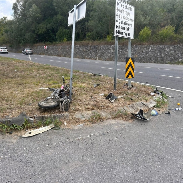 Karasu'da otomobille çarpışan elektrikli bisikletin sürücüsü öldü