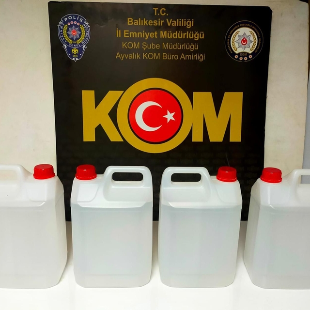 Balıkesir'de kaçakçılık operasyonlarında 2 kişi yakalandı