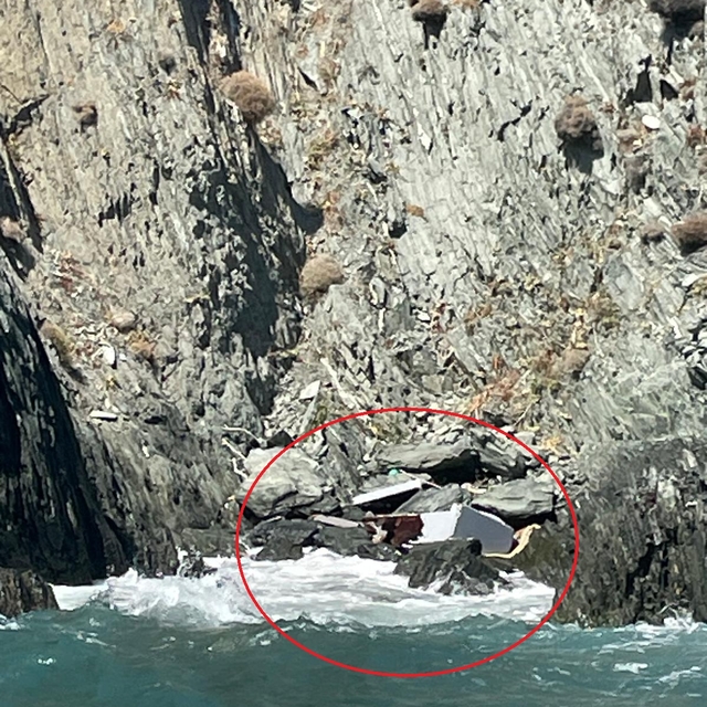 Teknesi parçalanmış halde bulunan iş insanını 13 kurbağa adam arıyor (2)