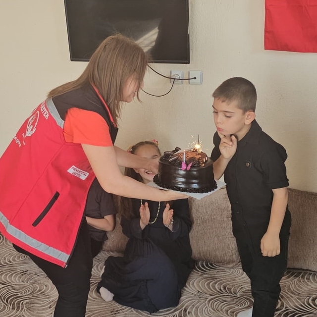 Şırnak'ta şehit oğluna doğum günü sürprizi