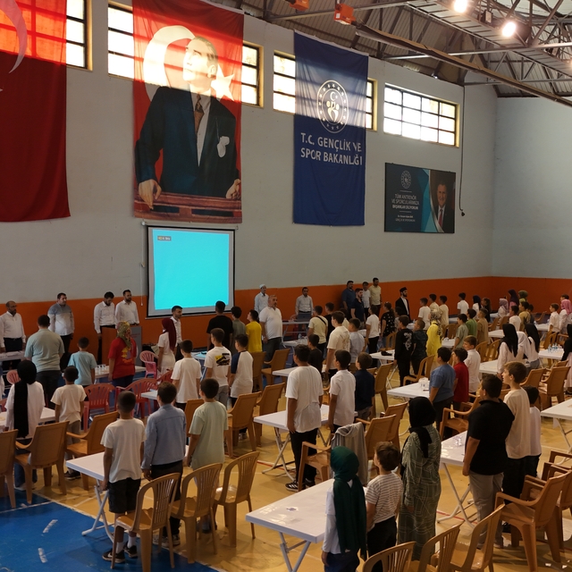 Düzce'de yaz Kur'an kursları bilgi yarışması ve futbol turnuvası düzenlendi