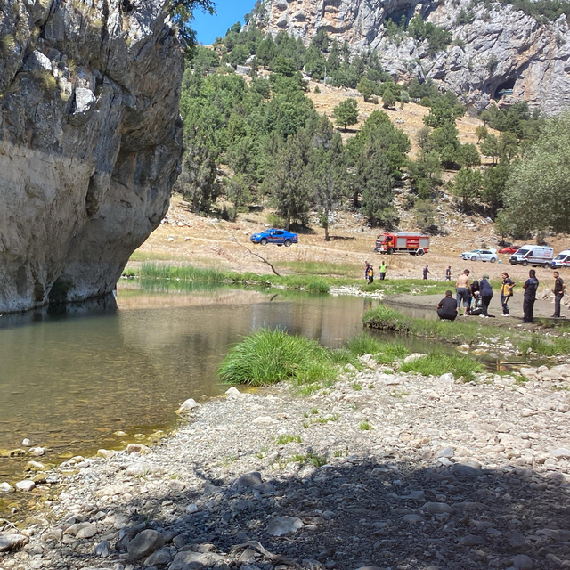 Konya'da düdene giren iki kız kardeş boğuldu