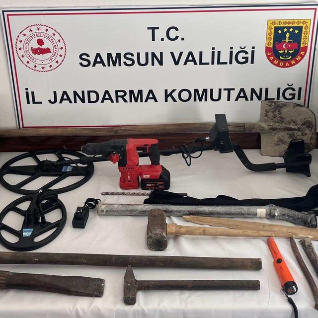 Samsun'da izinsiz kazı yapan 3 kişi suçüstü yakalandı