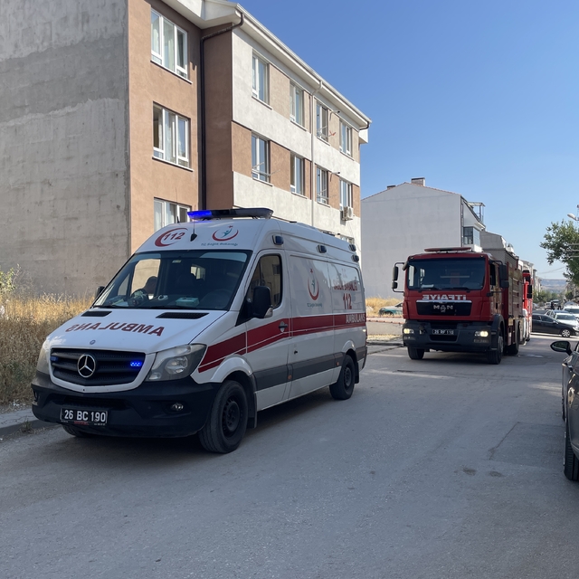 Eskişehir'de evde çıkan yangında dumandan etkilenen kişi hastanede öldü