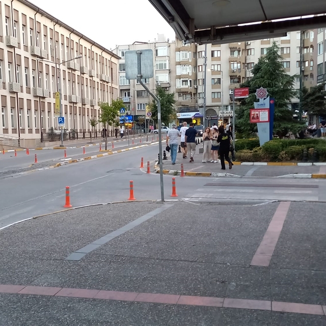 Balıkesir'de 6.1 büyüklüğünde deprem; Marmara ve Ege'de de hissedildi