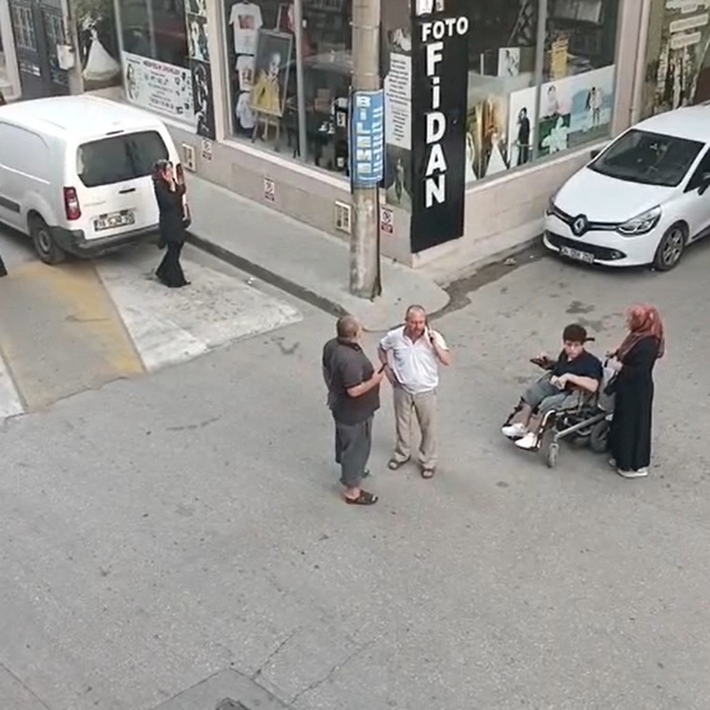 Balıkesir'de 6.1 büyüklüğünde deprem; Marmara ve Ege'de de hissedildi (2)