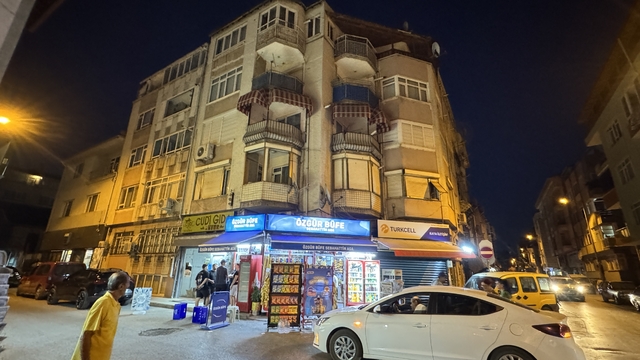 Edirne'de kolonlarında hasar tespit edilen apartman tedbir amaçlı boşaltıldı