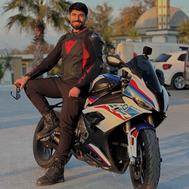 Sosyal medya ünlüsü Deniz Servan Narin, kazada öldü