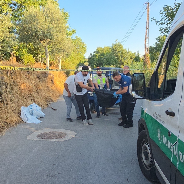Bursa'da bir kişi yolda ölü bulundu