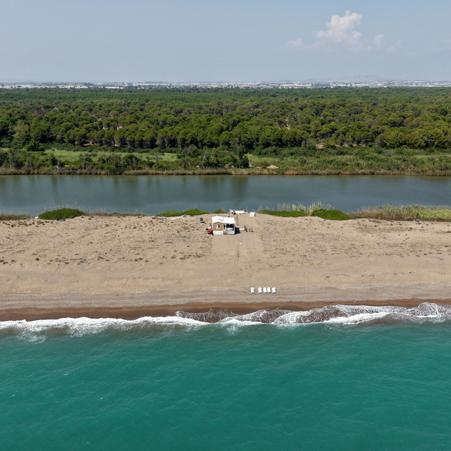 Arkası nehir, önü deniz manzaralı 'sahilkondu'