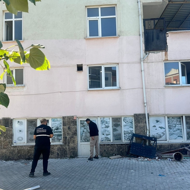 Çevre, Şehircilik ve İklim Değişikliği Bakanı Kurum'dan Balıkesir'deki depr...