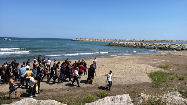 Ordu'da denizde kaybolan mevsimlik tarım işçisinin cansız bedeni bulundu (2)