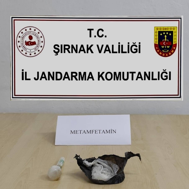 Şırnak'ta kaçakçılık ve asayiş operasyonlarında 32 kişi hakkında işlem yapı...