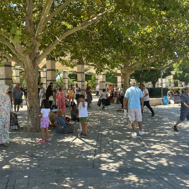 İzmir'de termometreler 42 dereceyi gösterdi