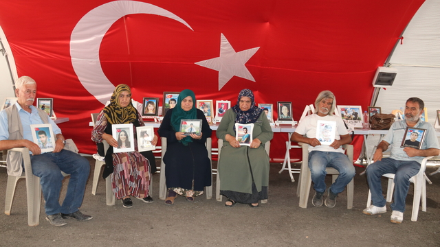 Diyarbakır anneleri evlatlarına kavuşmak istiyor