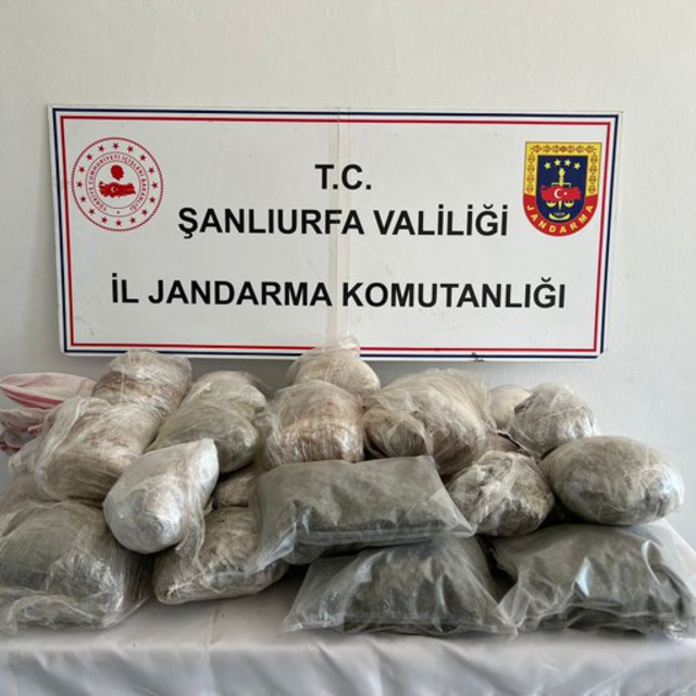 Şanlıurfa'da 26 kilo 400 gram esrar ele geçirildi