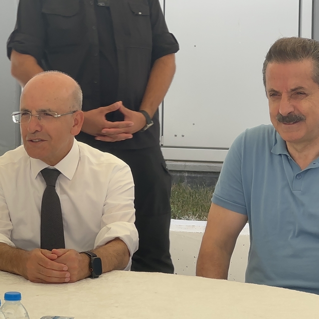 Bakan Şimşek'in ağabeyi Yalova'da toprağa verildi (2)