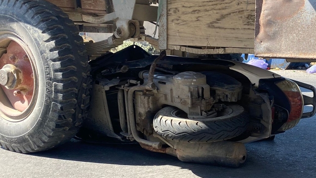 Antalya'da traktörle çarpışan motosikletin sürücüsü yaralandı