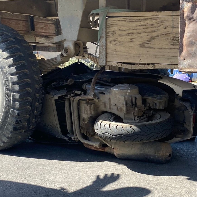 Antalya'da traktörle çarpışan motosikletin sürücüsü yaralandı