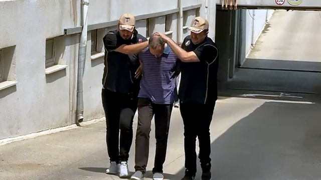 Adana'da firari 3 FETÖ hükümlüsü yakalandı
