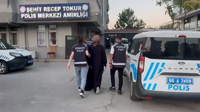 Komşusunun evinden çaldığı 1,7 milyon liralık ziynet eşyası ile otomobil satın almış