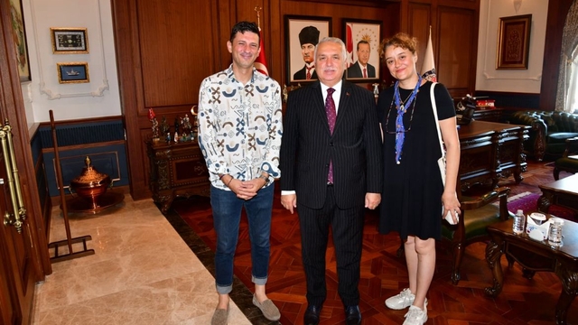 Trabzon Valisi Aziz Yıldırım, Minguzzi ailesi ile bir araya geldi