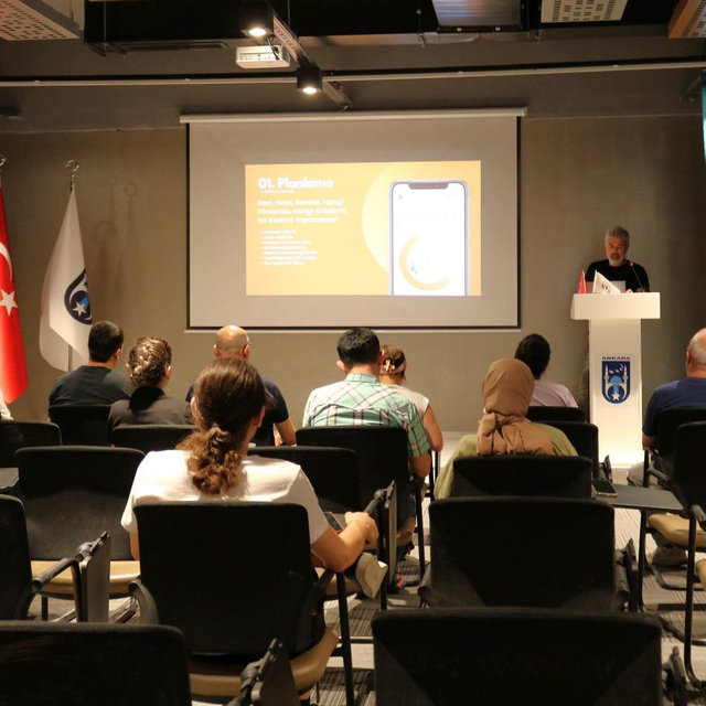 Beypazarı Ticaret Odası Dijital Pazarlama ve Büyüme Teknikleri Semineri düz...