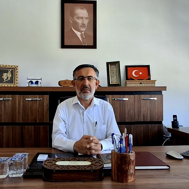 Güdül İlçe Müftüsü Güneş görevine başladı