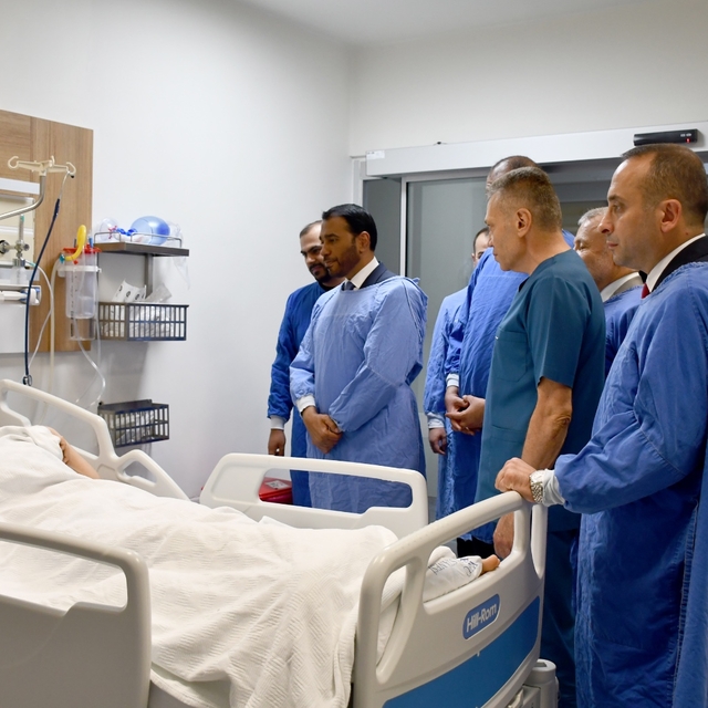 BAE'nin Ankara Büyükelçisi Zahiri'den Trabzon'daki kazada yaralananlara ziy...