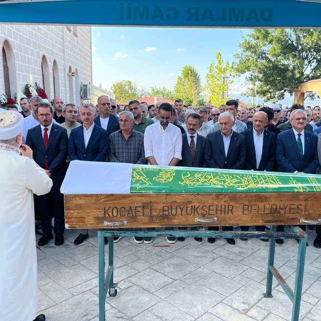 Binali Yıldırım, Cumhurbaşkanı eski danışmanı Serim'in babasının cenazesine...