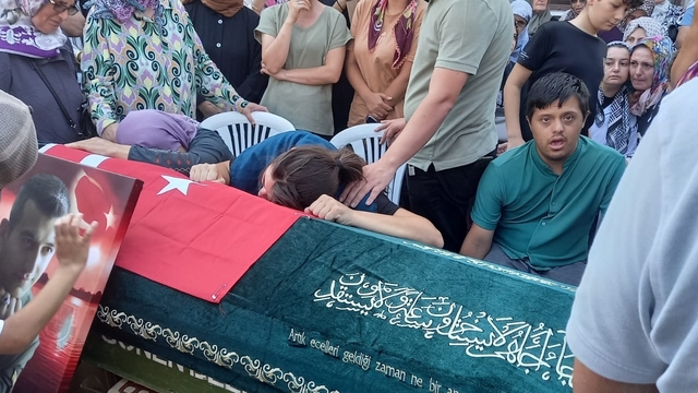 Gönen'de 2 işçinin öldüğü fabrika yangını güvenlik kamerasında (3)