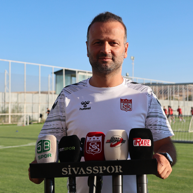 Sivasspor Teknik Direktörü Korkmaz, takımına güveniyor: