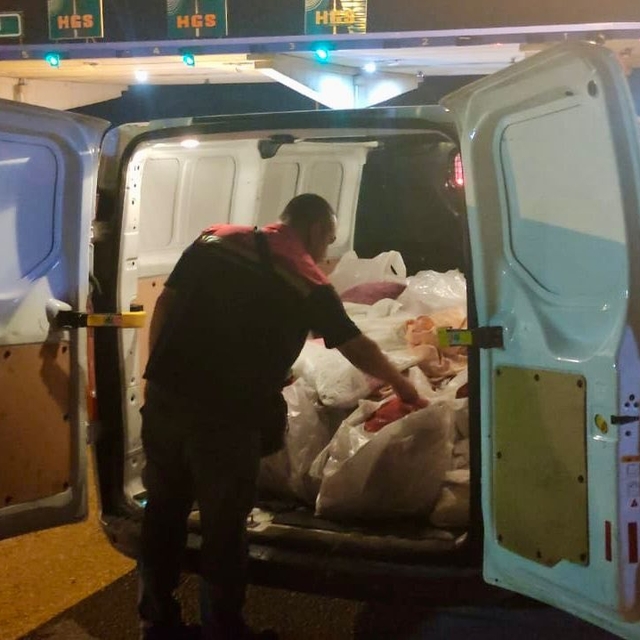 650 kilo kum midyesiyle yakalanan 3 kişiye 2 milyon lira ceza