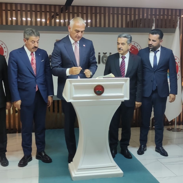 Bakan Ersoy: Yıl sonu hedefimiz olan 64 milyar dolarlık turizm gelirine emi...