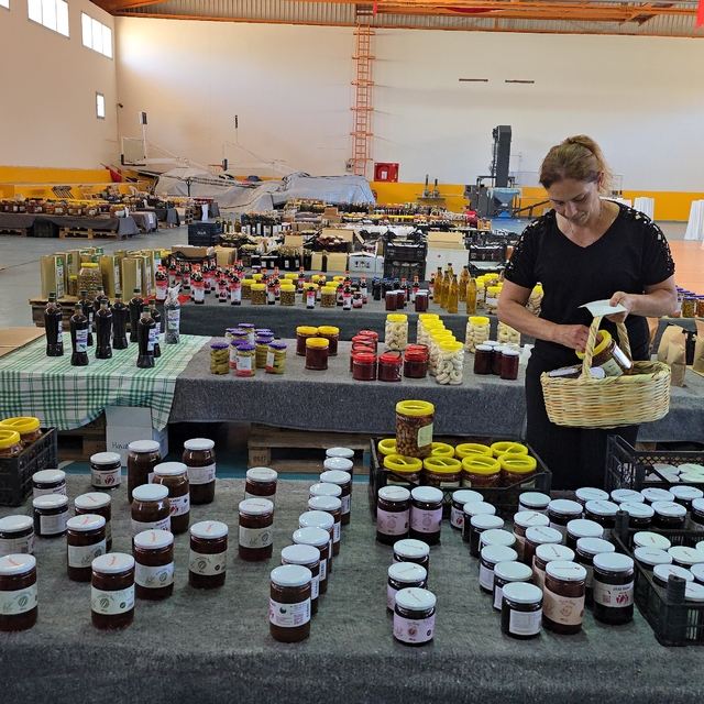 Hatay'da depremzede kadınlar, ürünlerini dünyaya tanıttı
